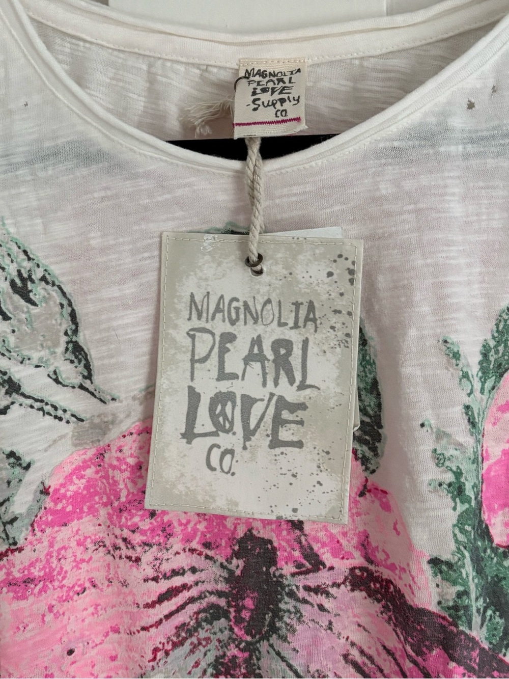 MAGNOLIA PEARL Fior De La Pasion Boyfriend Tee True NWT - Picture 3 of 5